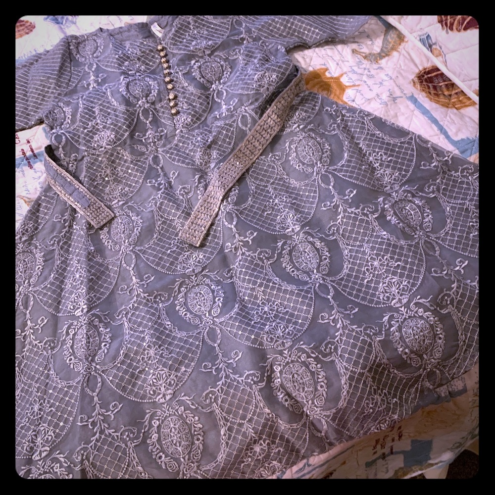 ⛔️SOLD⛔️Fancy Frock kurti - Picture 2 of 5